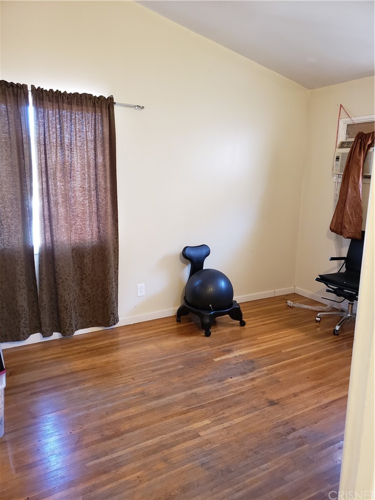 44015 Heaton Avenue Lancaster, CA 93534 - Photo 12 of 17