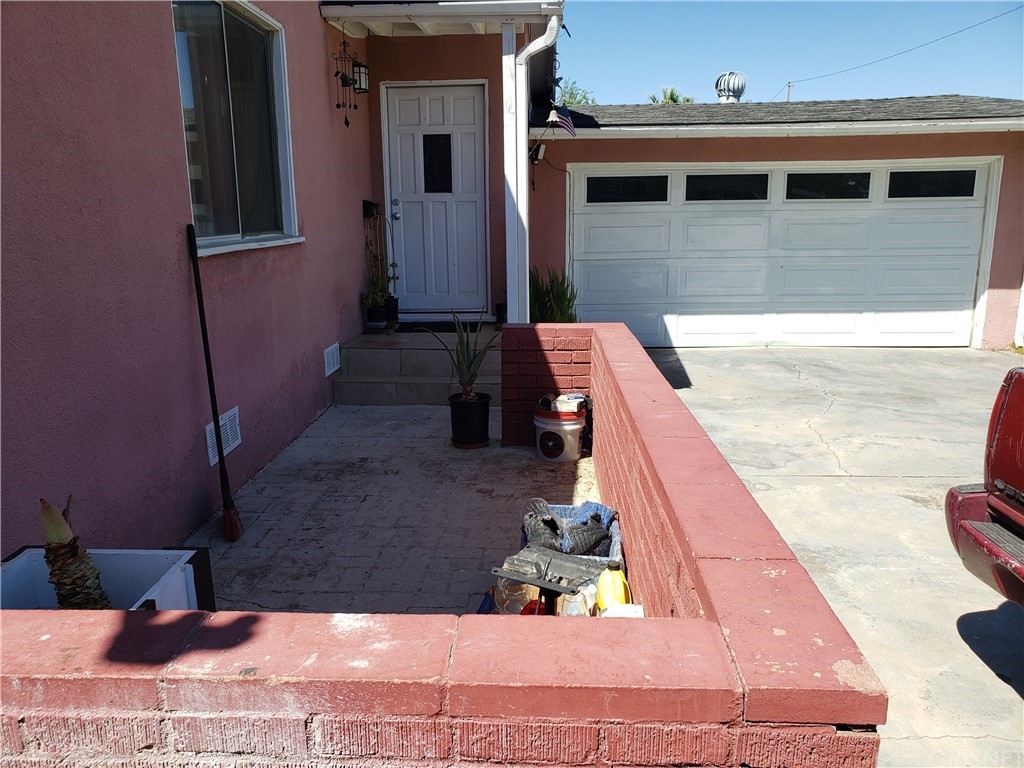 44015 Heaton Avenue Lancaster, CA 93534 - Photo 4 of 17