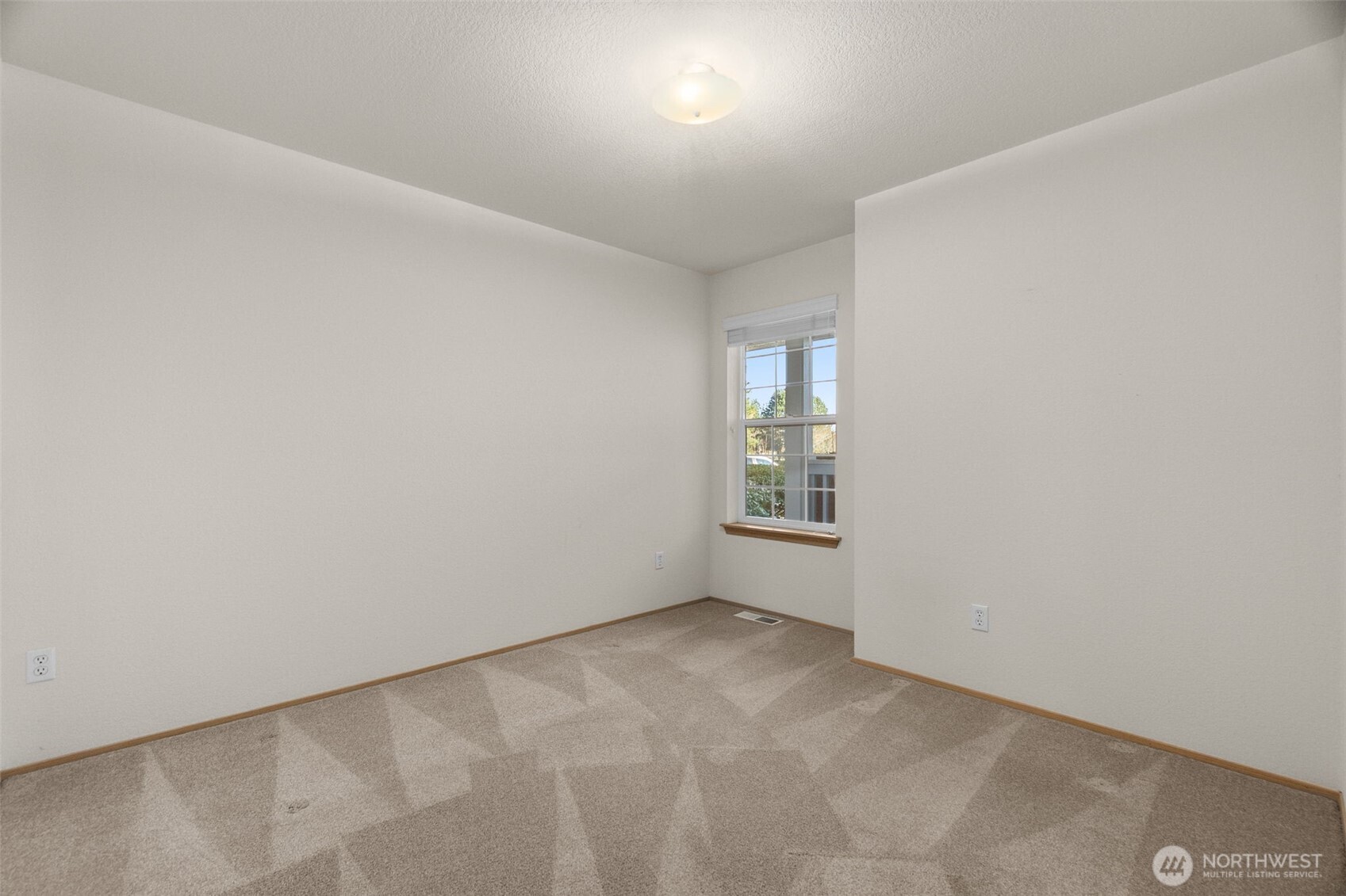 6246 Wade Court Southeast Lacey, WA 98513 - Photo 21 of 33