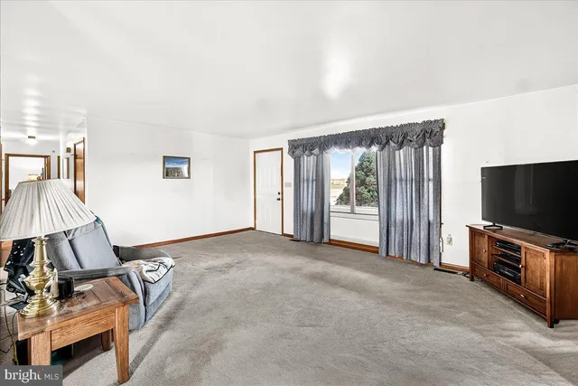 $380,000 | 4939 Middleburg Road, Union Bridge, MD 21791