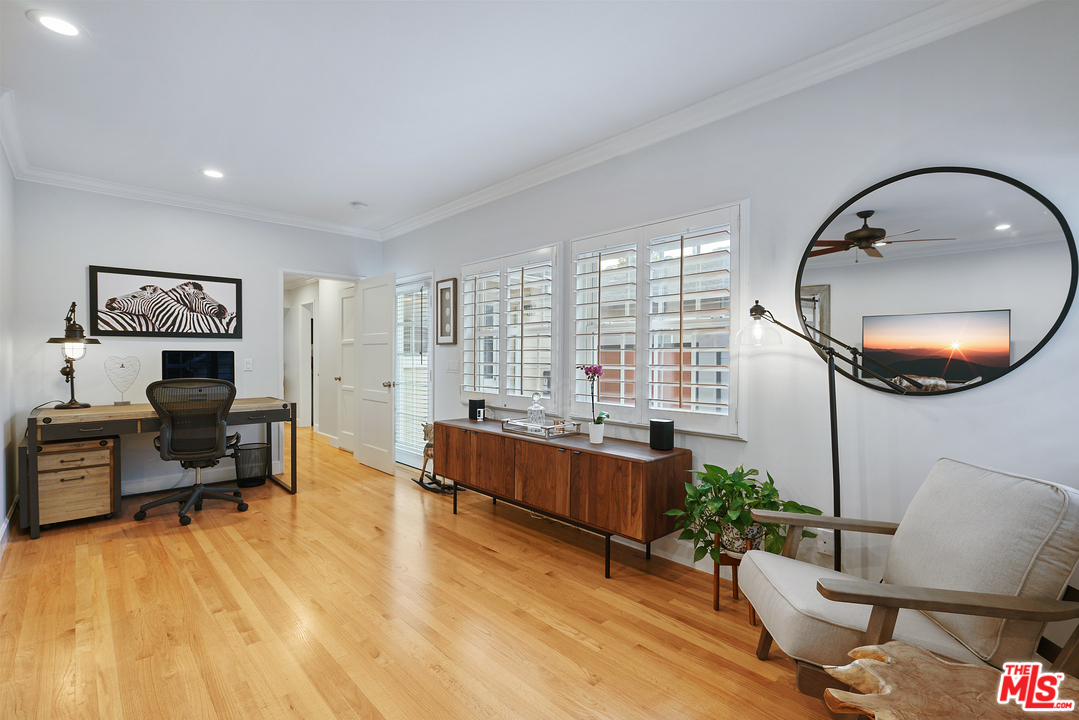 8006 Altavan Avenue Los Angeles, CA 90045 - Photo 15 of 40