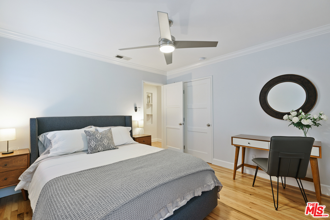 8006 Altavan Avenue Los Angeles, CA 90045 - Photo 19 of 40