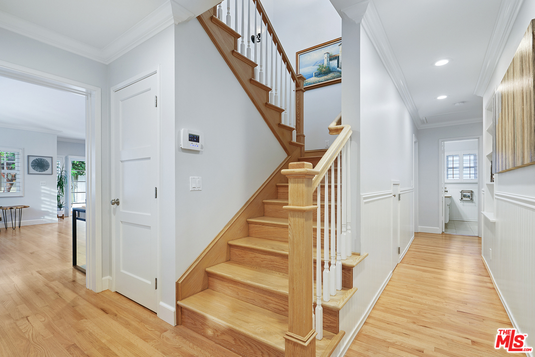 8006 Altavan Avenue Los Angeles, CA 90045 - Photo 24 of 40