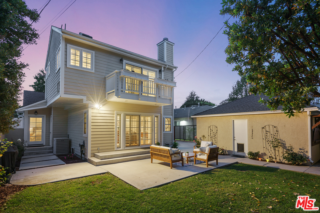 8006 Altavan Avenue Los Angeles, CA 90045 - Photo 36 of 40