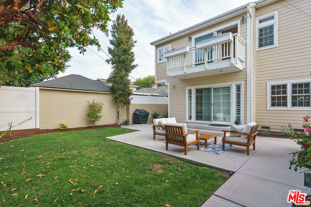 8006 Altavan Avenue Los Angeles, CA 90045 - Photo 37 of 40