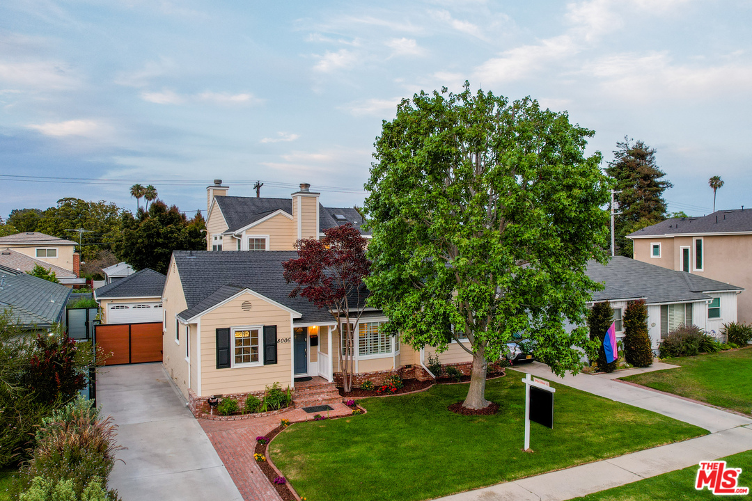 8006 Altavan Avenue Los Angeles, CA 90045 - Photo 39 of 40