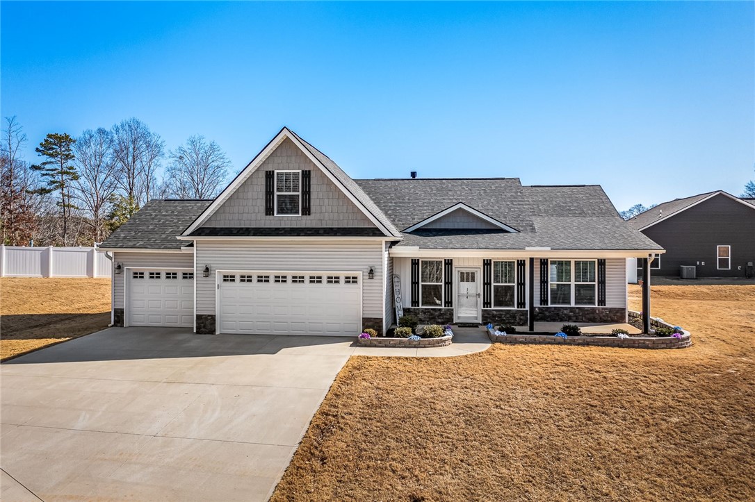 124 Inlet Pointe Drive Anderson, SC 29625 - Photo 1 of 50 Like new home in Lake Hartwell community