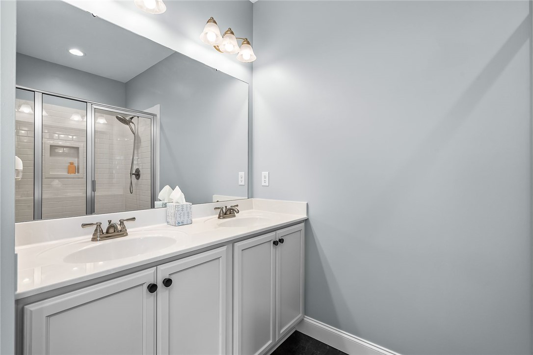 124 Inlet Pointe Drive Anderson, SC 29625 - Photo 24 of 50 Primary bath double sinks