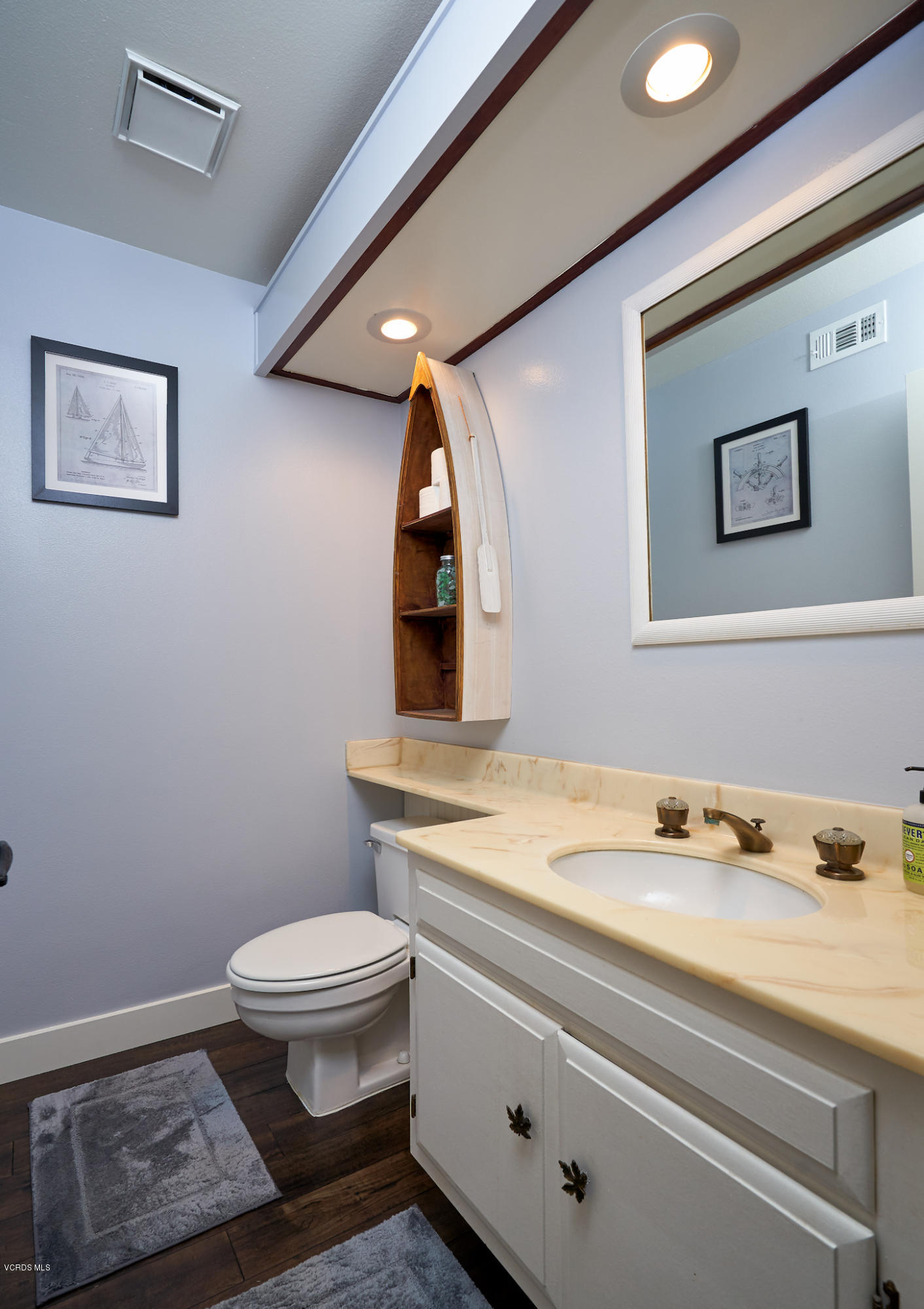 5506 Las Virgenes Road Calabasas, CA 91302 - Photo 14 of 42 Half bathroom