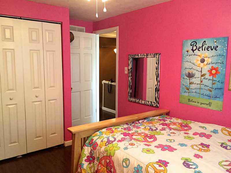2523 Hunting Ridge Trail Bridgeville, PA 15017 - Photo 10 of 15 Bedroom.