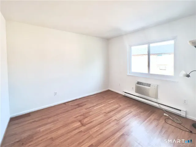 $2,600 | 737 Cove Road, Unit A2, Stamford, CT 06902