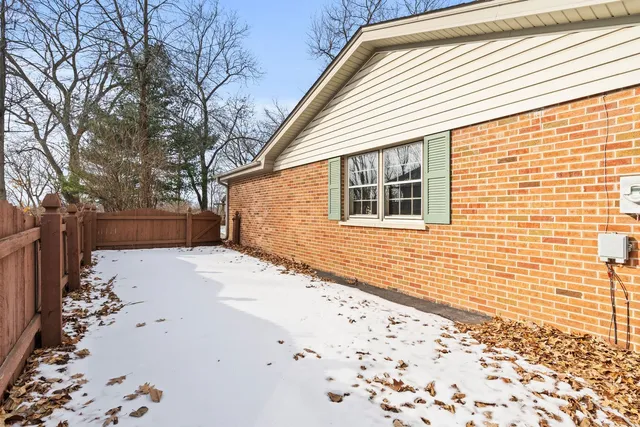 $441,000 | 24431 West Lancelot Lane, Joliet, IL 60404