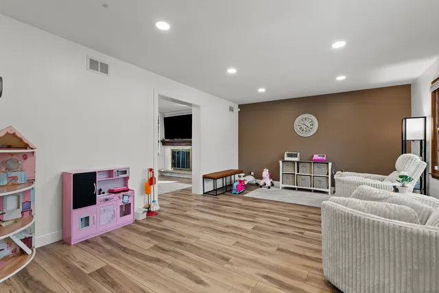 $441,000 | 24431 West Lancelot Lane, Joliet, IL 60404