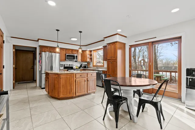 $441,000 | 24431 West Lancelot Lane, Joliet, IL 60404