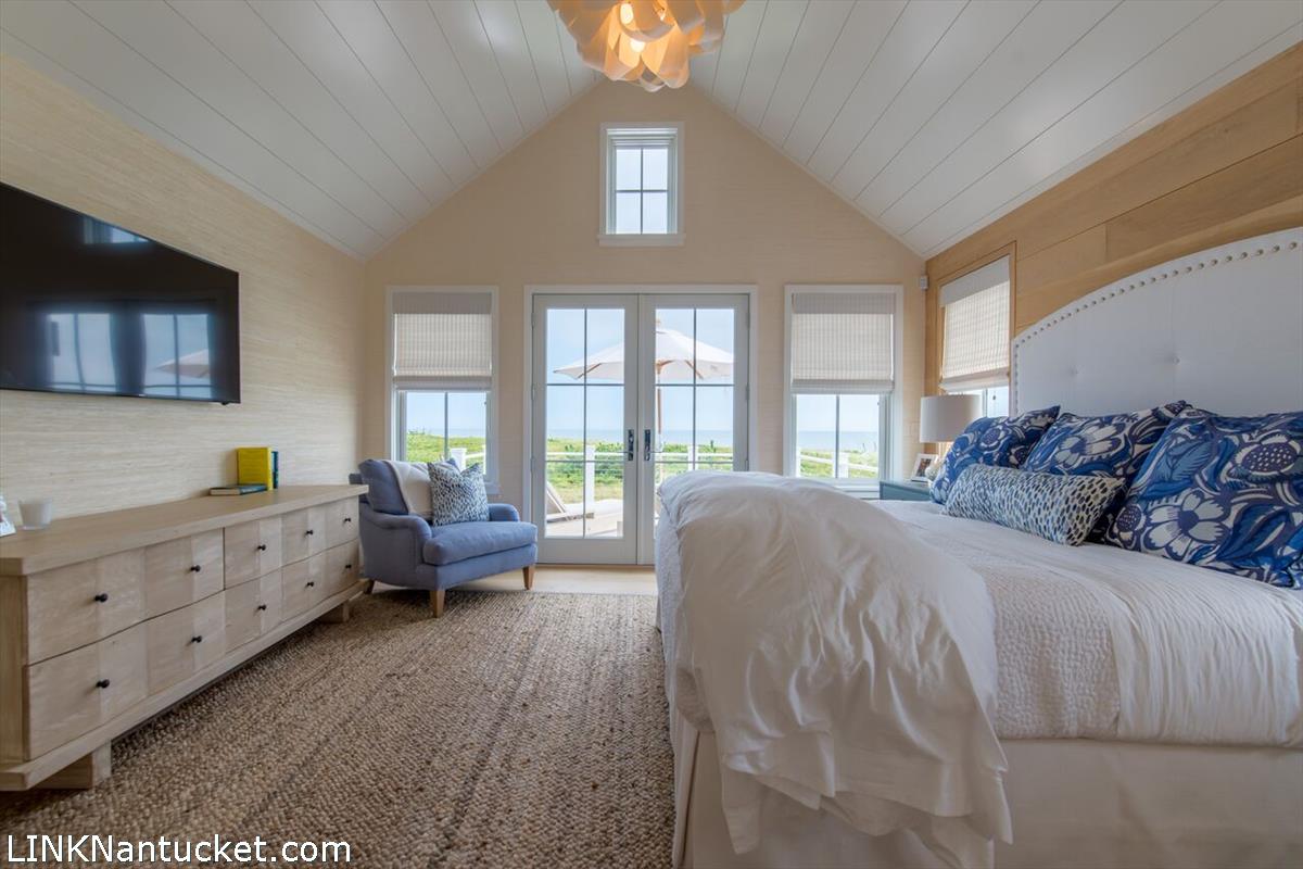 18 Madequecham Valley Road Nantucket, MA 02554 - Photo 11 of 26 Gallery Image 11