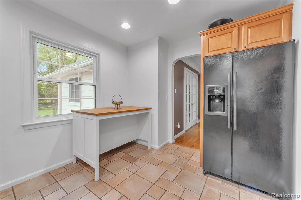 421 Maison Road Grosse Pointe Farms, MI 48236 - Photo 19 of 44