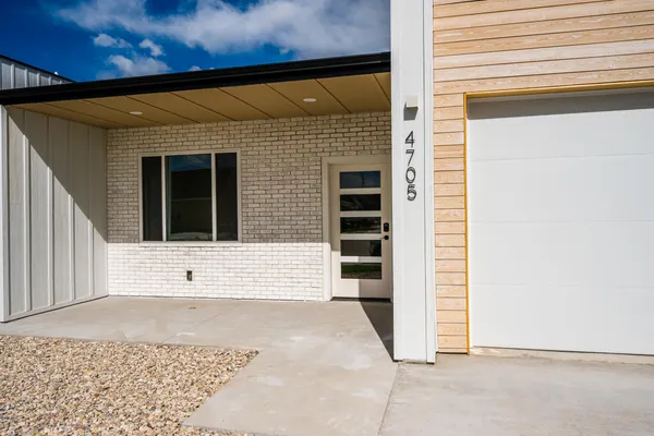 $370,000 | 4705 Oxbow Drive, Sheridan, WY 82801