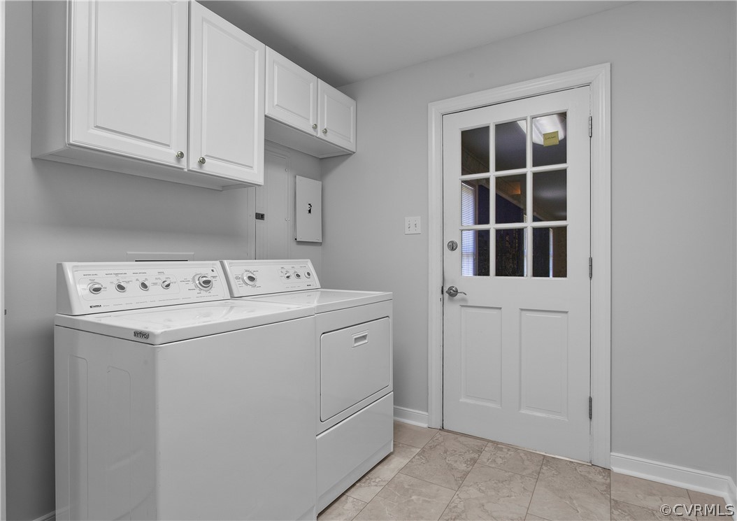 1503 Black Heath Road Midlothian, VA 23113 - Photo 33 of 50 a utility room with dryer and washer