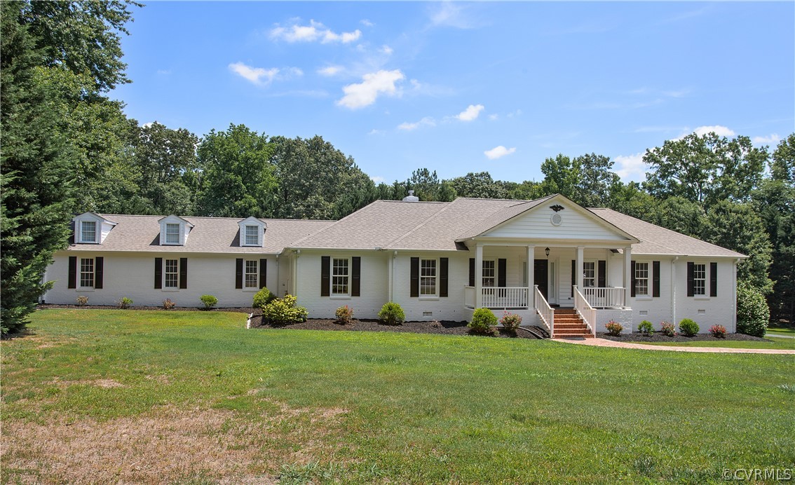 1503 Black Heath Road Midlothian, VA 23113 - Photo 50 of 50 a front view of a house with garden