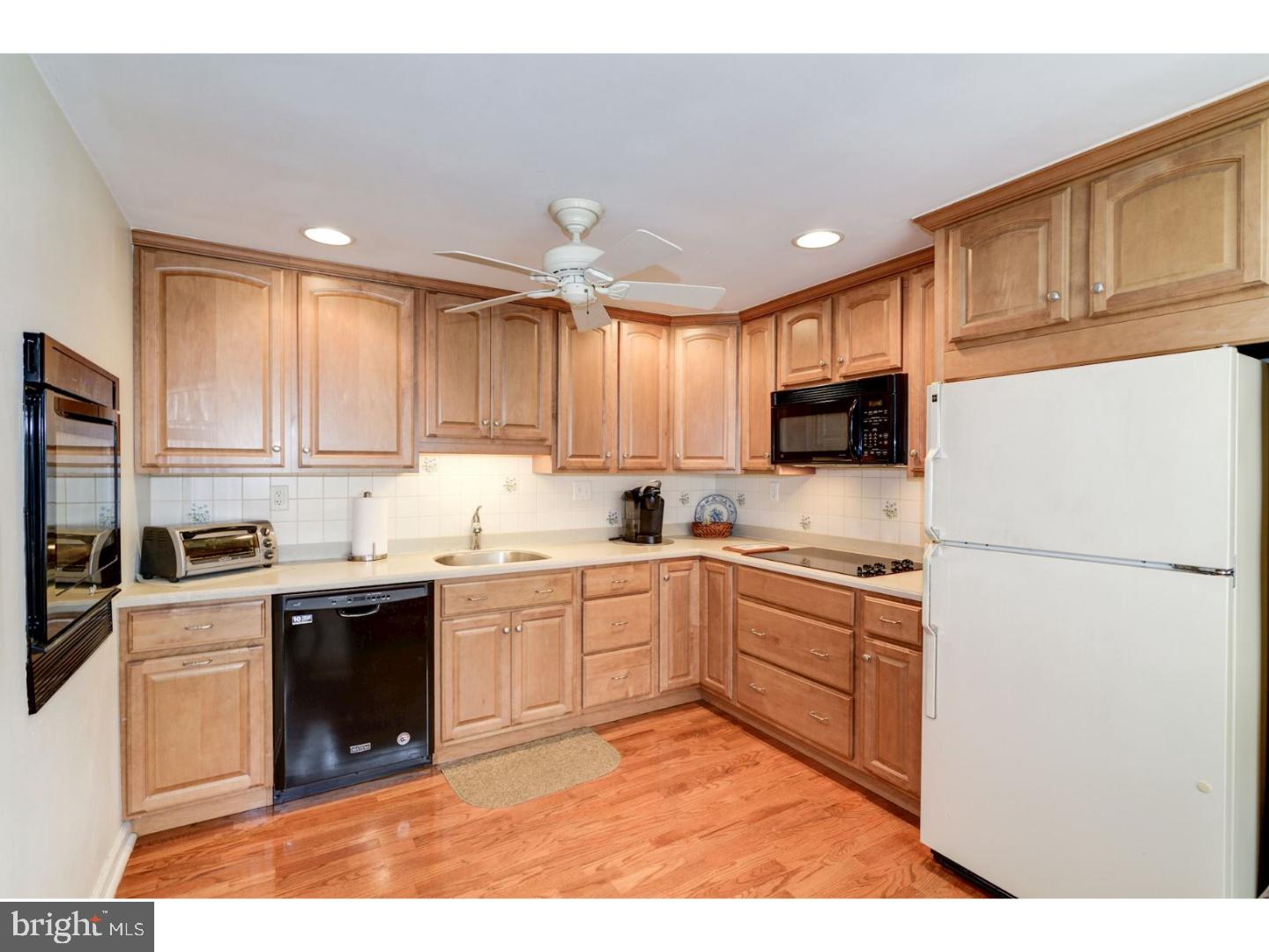 205 Glendale Road Wallingford, PA 19086 - Photo 12 of 25 Kitchen