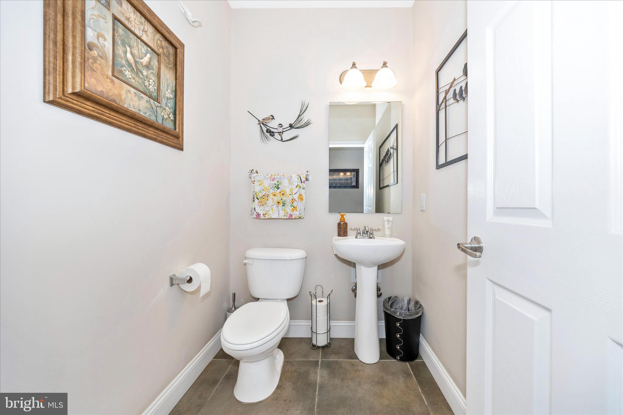 4750 Mt Zion Road Frederick, MD 21703 - Photo 16 of 54 Powder Room