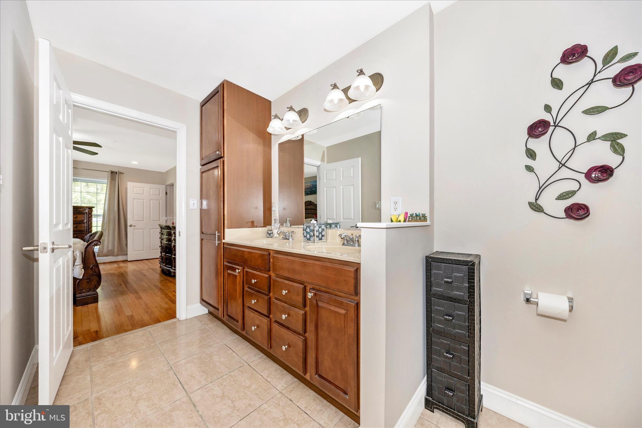 4750 Mt Zion Road Frederick, MD 21703 - Photo 21 of 54 Primary Bathroom w/plenty of storage