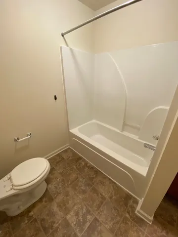 $1,000 | 512 Patriot Park Court, Unit B, Clarksville, TN 37042