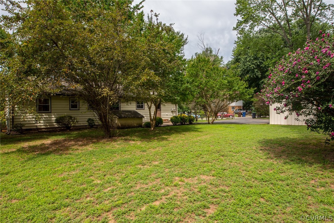 8590 Sutherland Road North Chesterfield, VA 23236 - Photo 21 of 23 Gallery Image 21