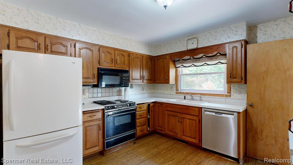 2750 College Road Holt, MI 48842 - Photo 22 of 41 Gallery Image 22