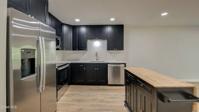 $2,000 | 246 Woods Hollow Road, Gloversville, NY 12078