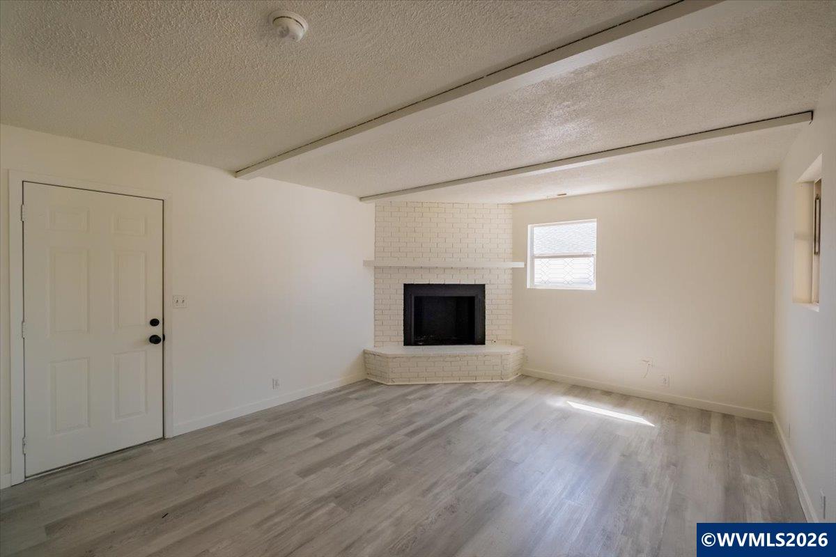 925 21st Avenue Southwest Albany, OR 97321 - Photo 14 of 28