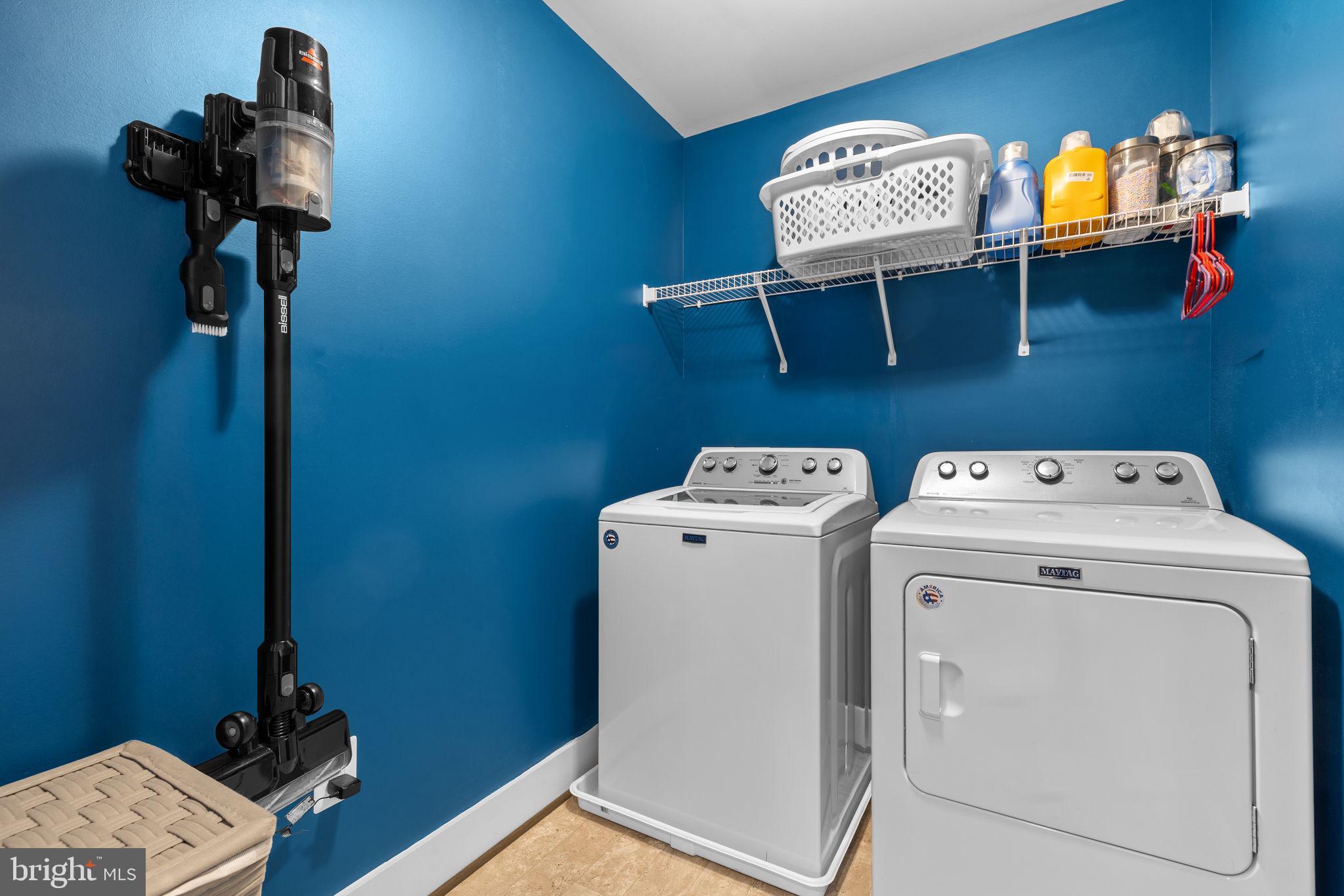 4844 Point Road Warrenton, VA 20187 - Photo 29 of 65 Laundry room on upper level