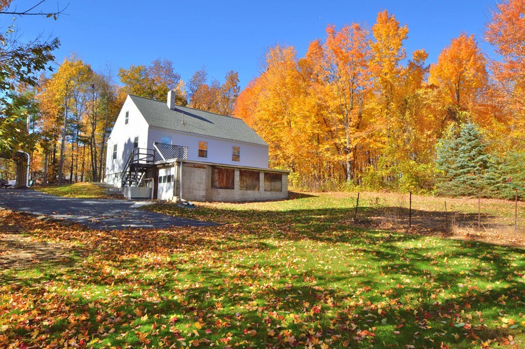 256 Davis Road Ashby, MA 01431 - Photo 2 of 18