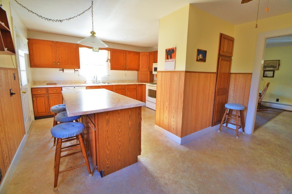 256 Davis Road Ashby, MA 01431 - Photo 4 of 18