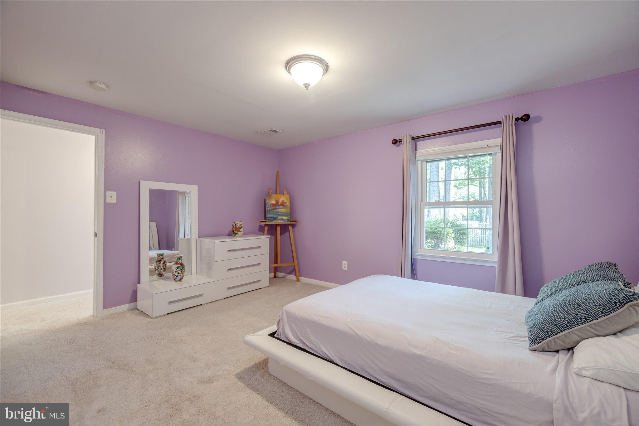 8345 Carrleigh Parkway Springfield, VA 22152 - Photo 17 of 29 4th bedroom