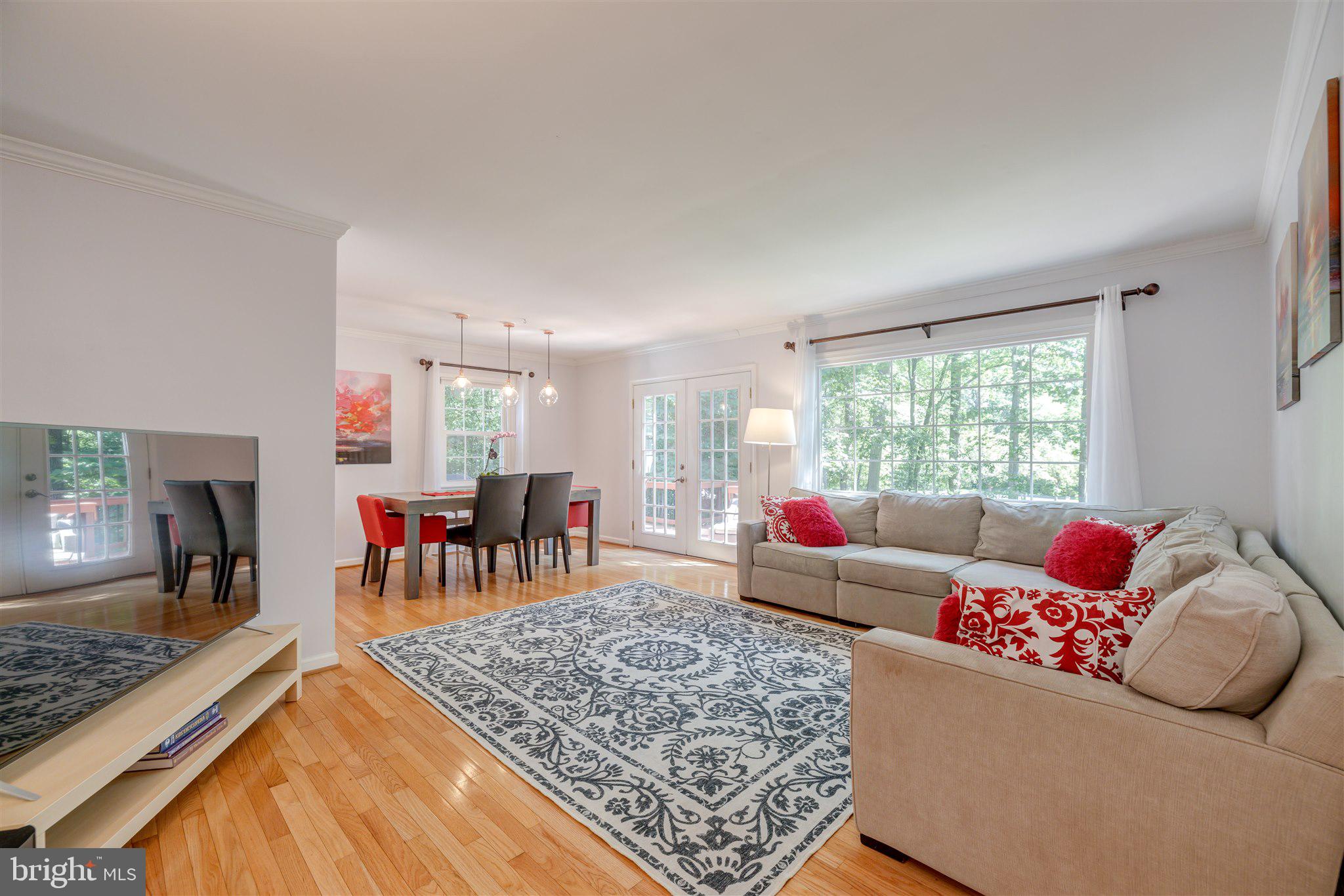 8345 Carrleigh Parkway Springfield, VA 22152 - Photo 28 of 29 Open floor plan