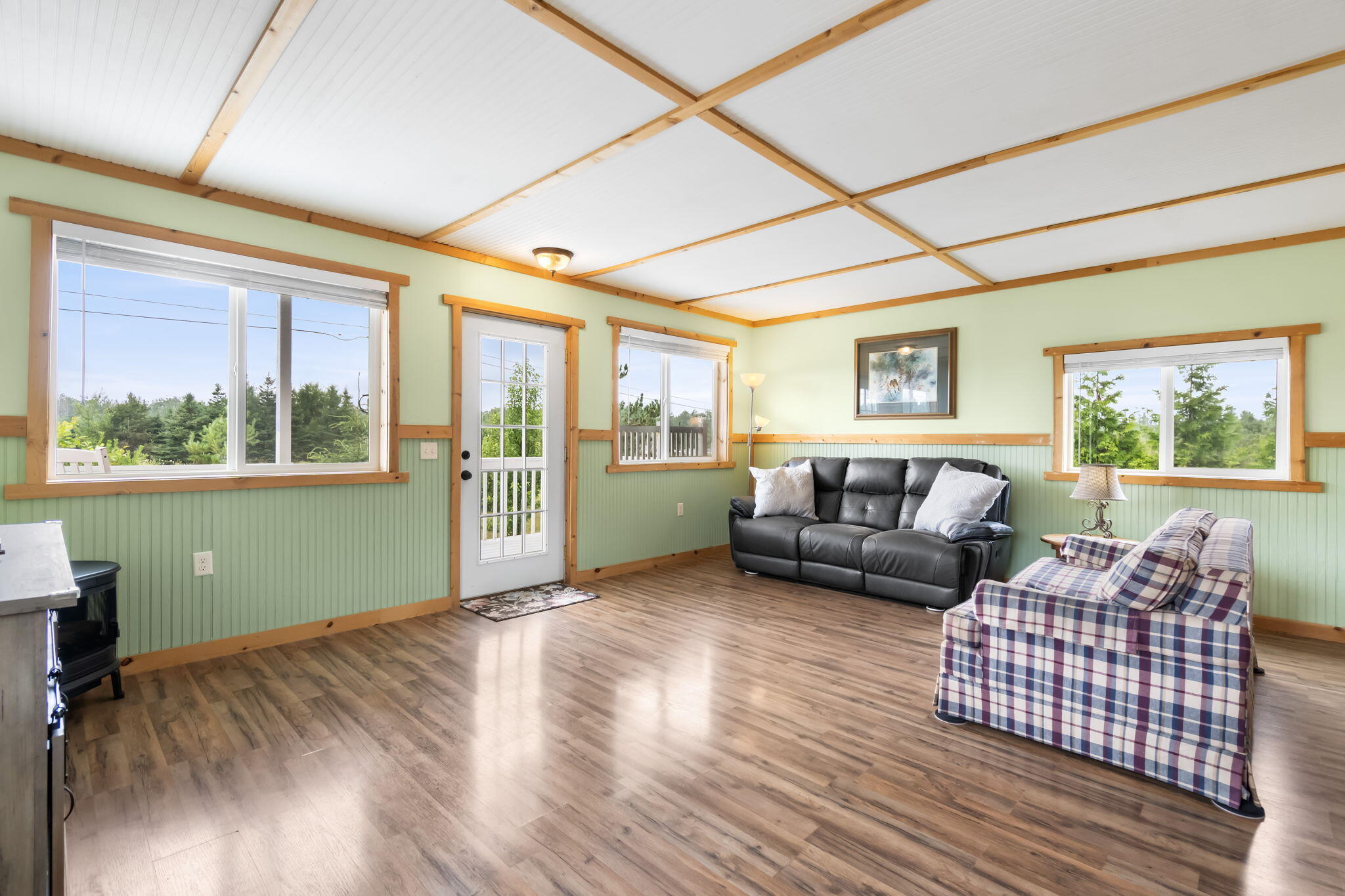 10280 North Black River Road Cheboygan, MI 49721 - Photo 20 of 41 Gallery Image 20
