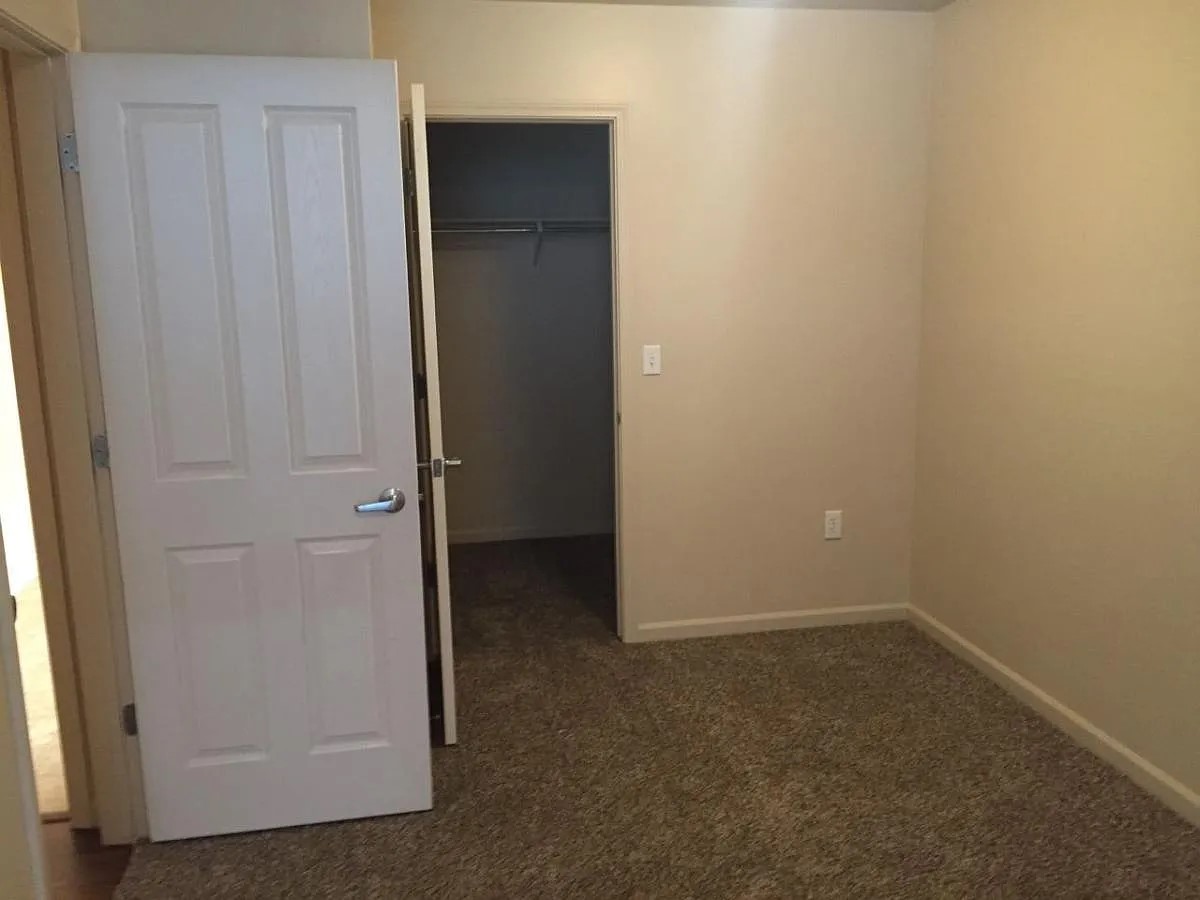 256 West 3rd Street Burley, ID 83318 - Photo 6 of 11 an empty room with closet area