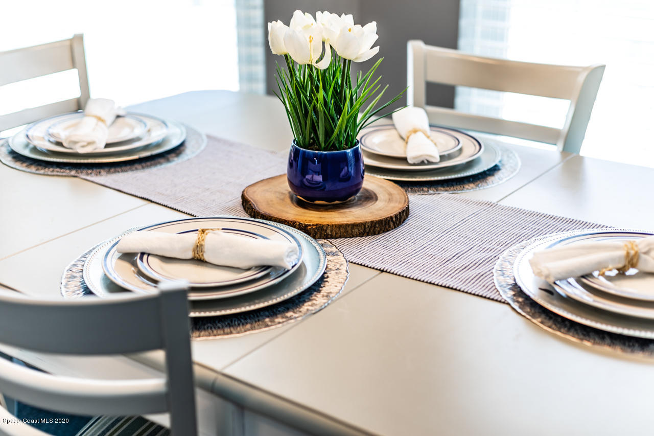 3485 Holly Springs Road Melbourne, FL 32934 - Photo 11 of 48 Table Close Up