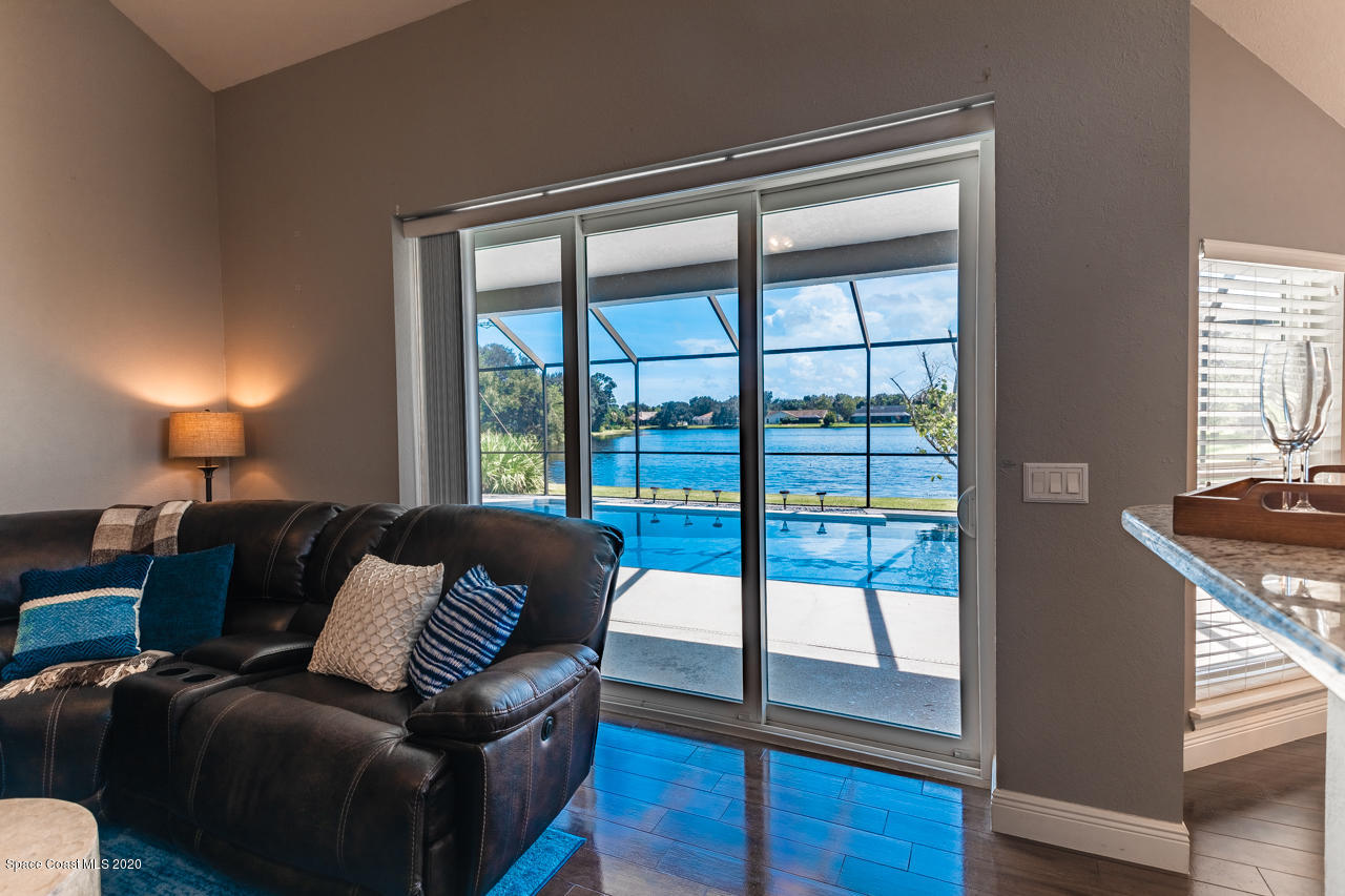 3485 Holly Springs Road Melbourne, FL 32934 - Photo 13 of 48 Family Room