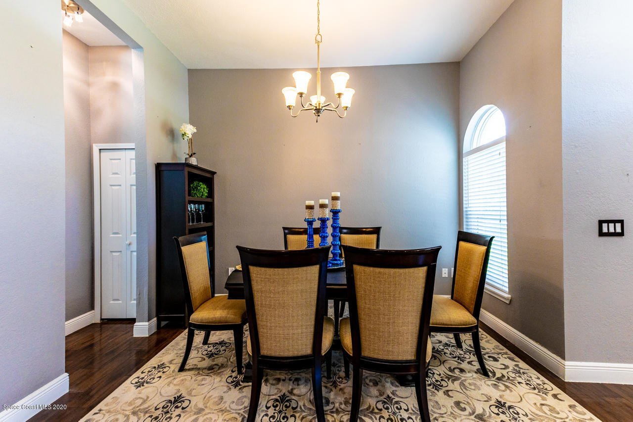 3485 Holly Springs Road Melbourne, FL 32934 - Photo 30 of 48 Dining Room