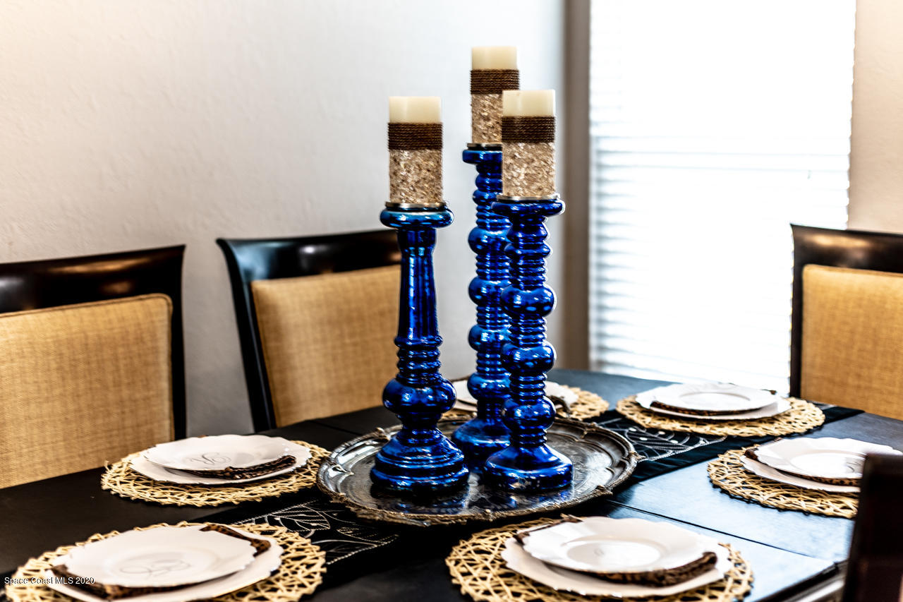 3485 Holly Springs Road Melbourne, FL 32934 - Photo 31 of 48 Dining Room Close Up