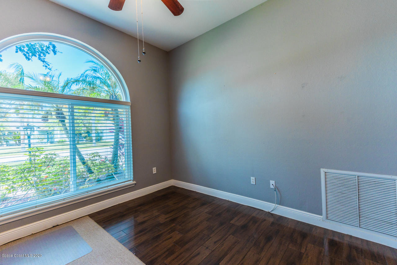 3485 Holly Springs Road Melbourne, FL 32934 - Photo 32 of 48 Office/Living Room