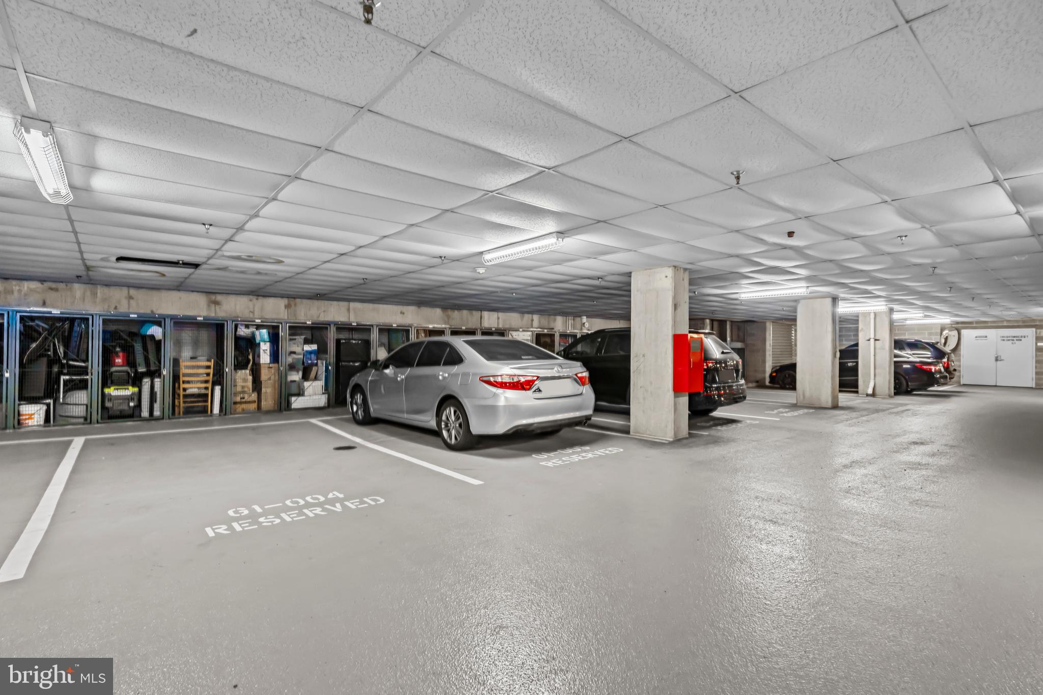 1111 Oronoco Street, Unit 326 Alexandria, VA 22314 - Photo 41 of 54 a view of the parking area