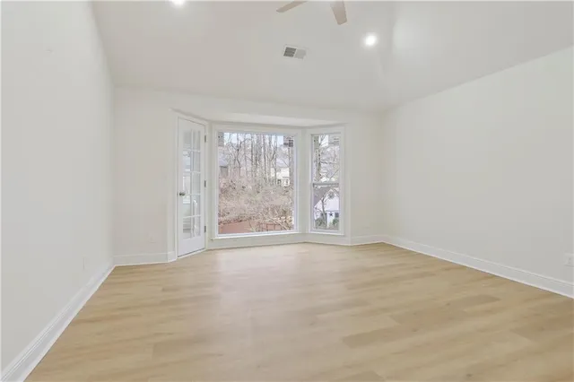 $649,000 | 652 Trailwood Lane Southwest, Marietta, GA 30064