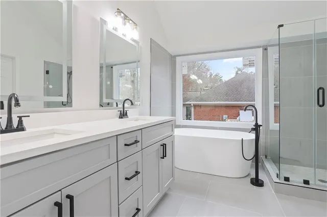 $649,000 | 652 Trailwood Lane Southwest, Marietta, GA 30064