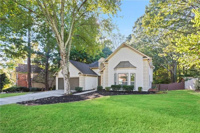 $649,000 | 652 Trailwood Lane Southwest, Marietta, GA 30064