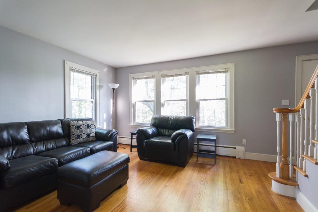 122 Middle Road Falmouth, ME 04105 - Photo 2 of 21 Living Room