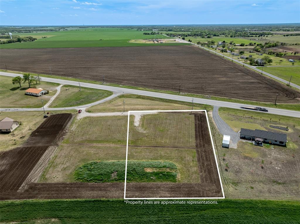 Lot 2 Mccartney Trail Whitewright, TX 75491 - Photo 1 of 6 a view of a tennis court