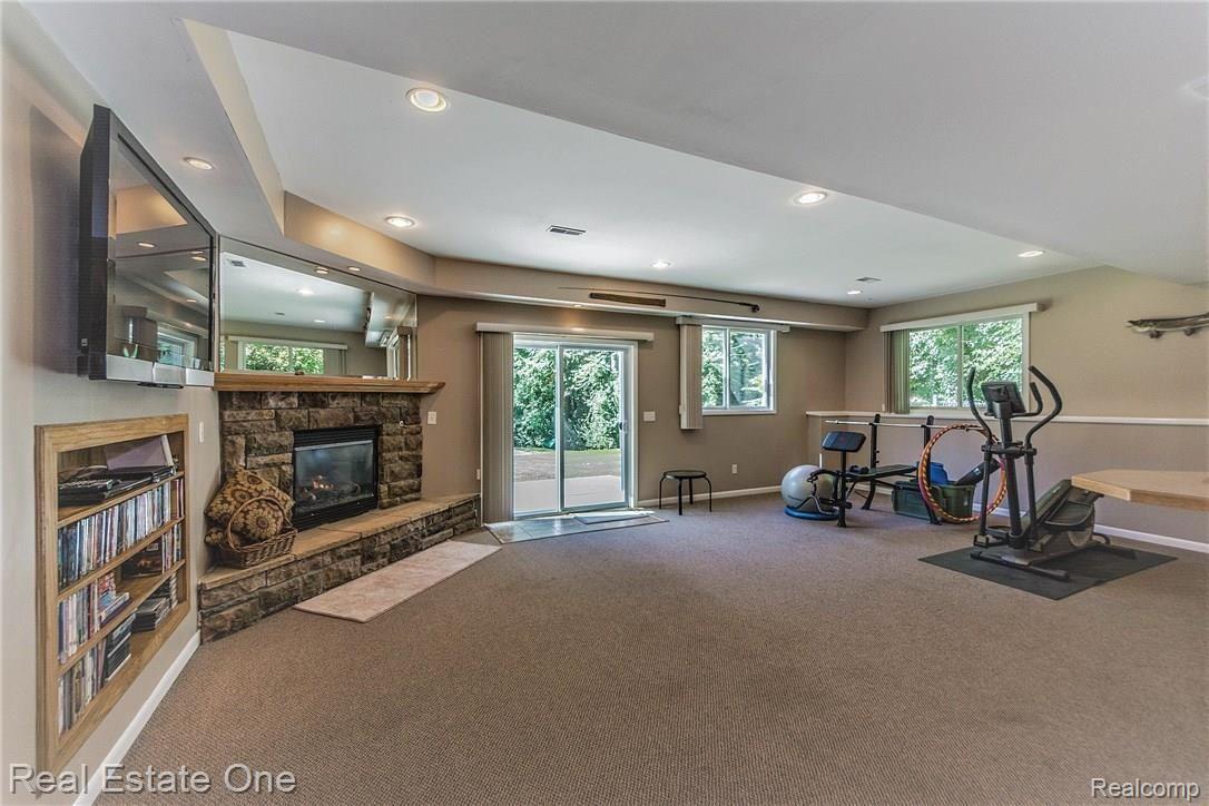 7784 South Eston Road Clarkston, MI 48348 - Photo 24 of 38 26a.jpg